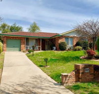 Tidy Home in a Leafy Suburb Great Location - Stays Accommodation