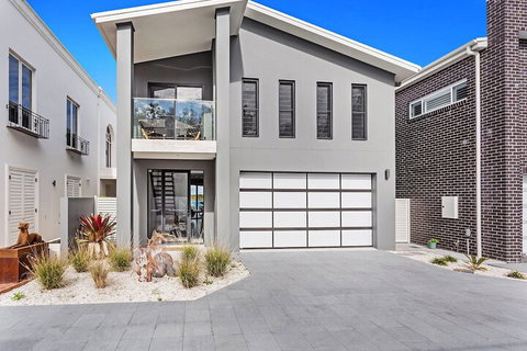 Maggies Place 46B Danalene Parade - Stayed 1