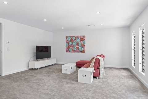 Maggies Place 46B Danalene Parade - Stayed 4