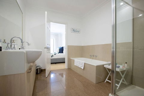 Peaceful Designer 2br@leafy Mill Park - Stayed 5