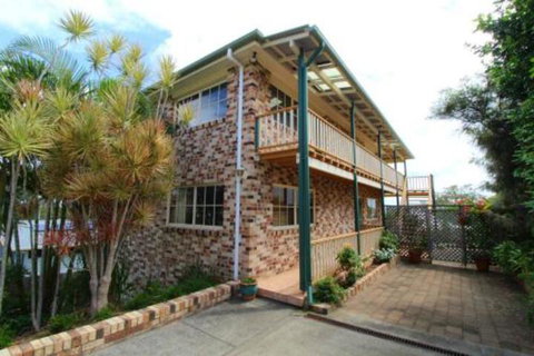 Amzaz 15 Korogora Street - Stayed 2