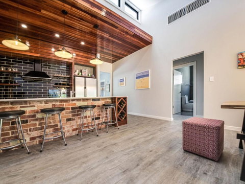 Luxury On Lewis 6 Lewis Road - Stayed 6