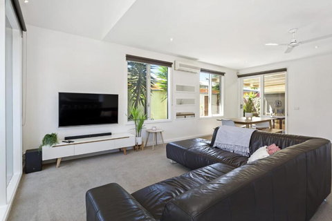 CAPELS REST CAPEL SOUND - Stays Accommodation 7