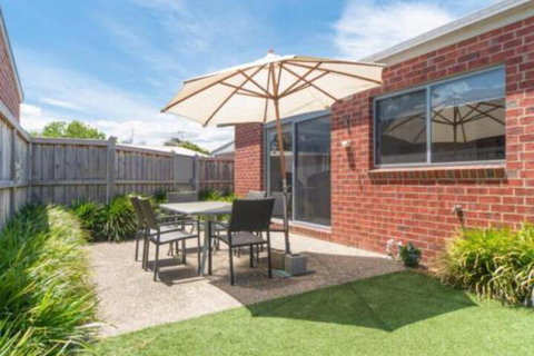 Palmerston - Stays Accommodation 2