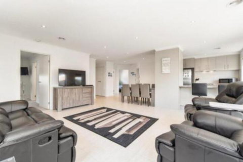 Palmerston - Stays Accommodation 0