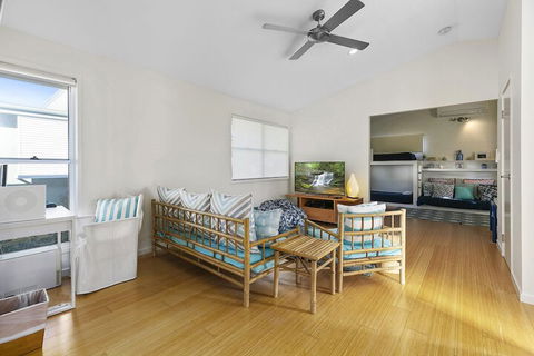 Stunning River House 51 Hilton Esplanade - Stayed 4