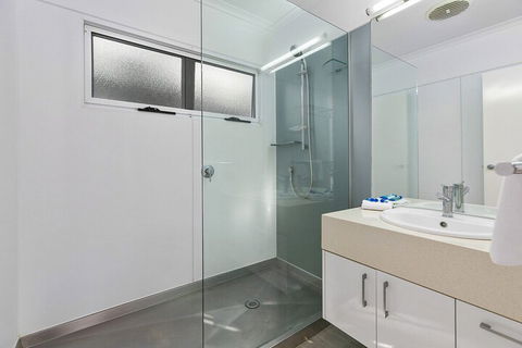 Stunning River House 51 Hilton Esplanade - Stayed 5