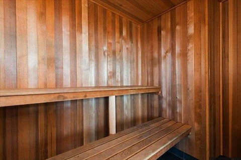 CENTRAL CBD EXEC STUNNING VIEW WIFI NETFLIX WINE - Stays Accommodation 5