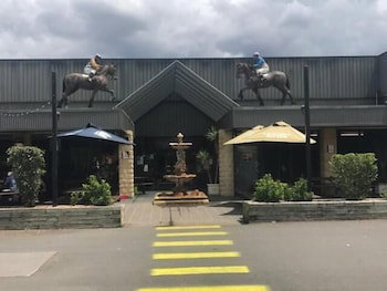 Blacktown Tavern - Stayed 1