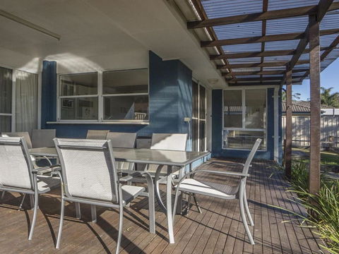 Conley Ave 8 Pet Friendly OUTSIDE Only - Stayed 5