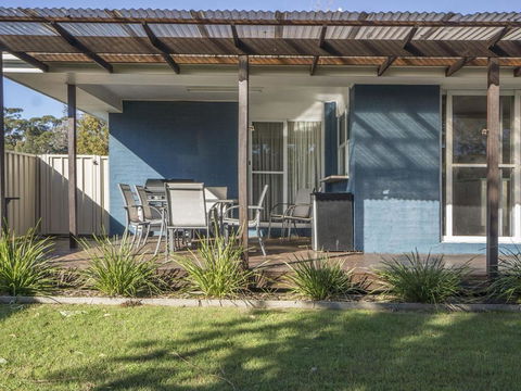 Conley Ave 8 Pet Friendly OUTSIDE Only - Stayed 1