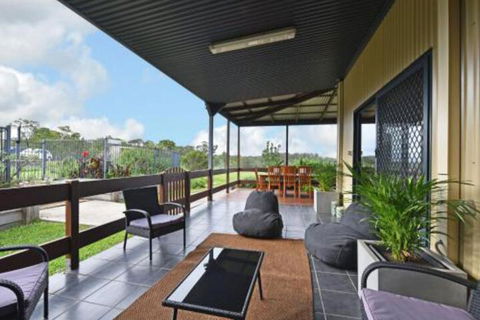 Kelman Cottage Tucked Away With Pool + Native Wildlife - Stays Accommodation 4