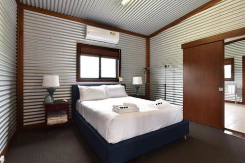Kelman Cottage Tucked Away With Pool + Native Wildlife - Stays Accommodation 3