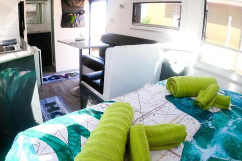 Ningaloo Glamping (caravan Rental Along The Ningaloo Coast) - Stayed 3