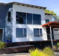 BAY of FIRES BEACH SHACK ocean views from a modern Beachhouse - Stayed