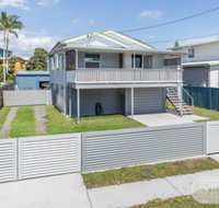 Brighton Waterfront Beach House - Stays Accommodation