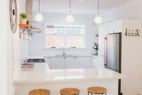 White On Wright Clare - Stayed 3