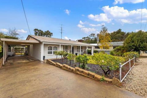 White On Wright Clare - Stayed 0