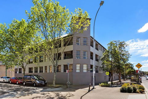 Woolloomooloo Modern Apartment 12 BRK - Stays Accommodation 1