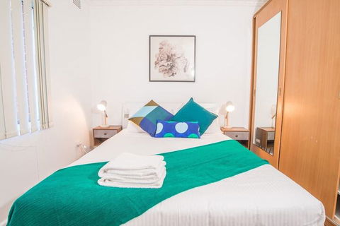 Comfy Denistone 3Bedroom Home (5Min Walk To Train) - Stayed 2