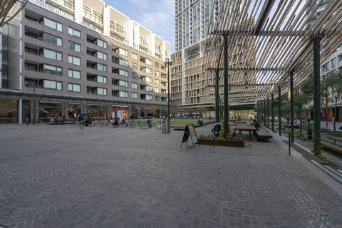 New 2 Bedroom Darling Harbor Apartment - Stayed 0