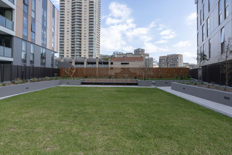 New 2 Bedroom Darling Harbor Apartment - Stayed 5
