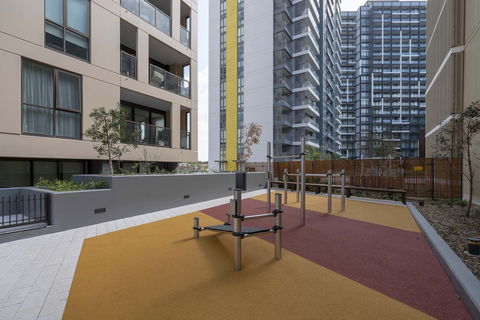 New 2 Bedroom Darling Harbor Apartment - Stayed 4