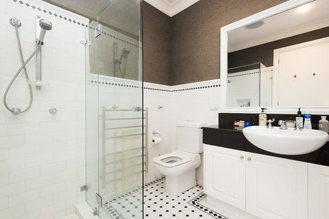 Vaucluse Manor H327 - Stayed 6