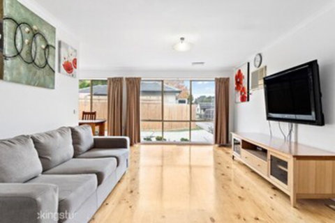 Maroondah 3 Bedroom House - Stays Accommodation 3