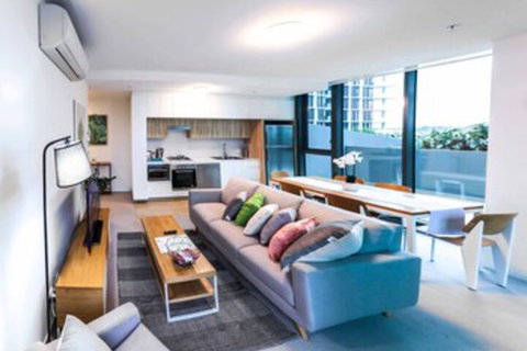 Incredible Riverside Apartment In Brisbane - Stayed 0