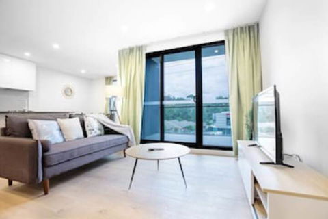 Trendy 2 Bedroom In Ringwood/Eastland With Parking - Stayed 0