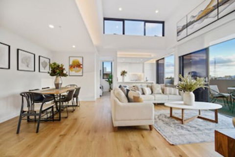 HomeHotel Luxurious Immaculate 3 Bed Apt - Stayed 0