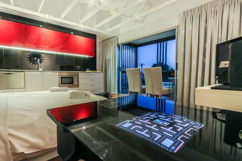 Architecturally Designed Studio 10 Minutes To CBD - Stayed 3