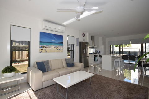 The Shae Luka Private Apartment - Stayed 4