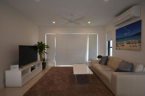 The Shae Luka Private Apartment - Stayed 3