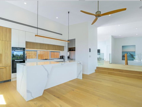 Magnificent Views On Arkana Noosa Heads - Stays Accommodation 1