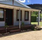 Rail Trail Cottage - Stayed