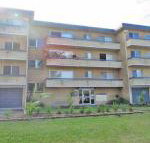 11 Silvana Court 26 Ajax Avenue close to the water  clubs - Stayed