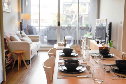 Trendy Modern 2BD Apartment Close To Beach & City - Stayed 4