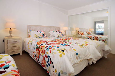 Nelson Towers Unit 37 / 71 Victoria Parade - Stayed 3