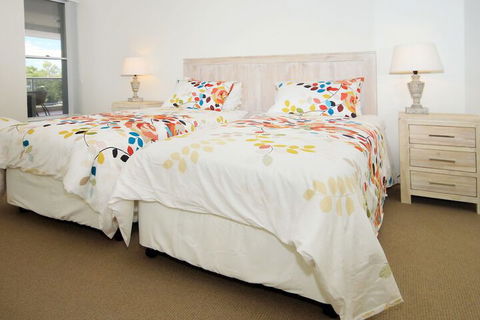 Nelson Towers Unit 37 / 71 Victoria Parade - Stayed 4