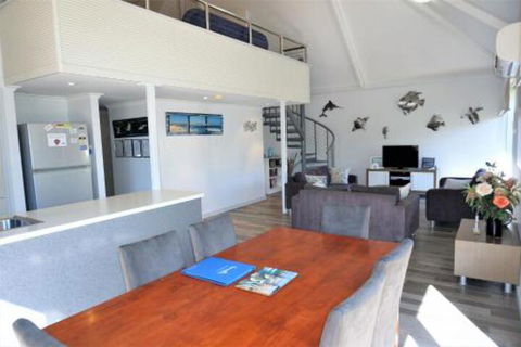 Osprey Holiday Village Unit 121 Fantastic 3 Bedroom Holiday Villa With A Pool In The Complex - Stayed 0