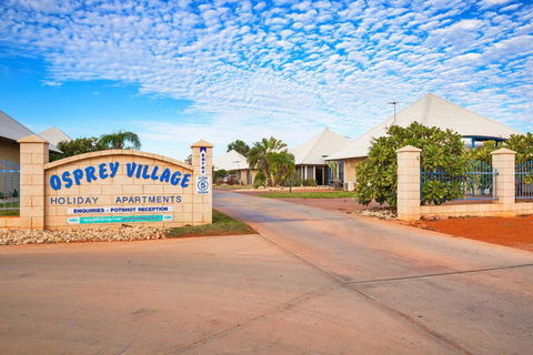 Osprey Holiday Village Unit 120 Colourful 3 Bedroom Holiday Villa With A Pool In The Complex - Stayed 3