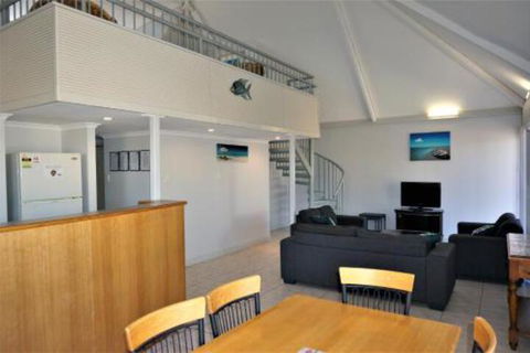Osprey Holiday Village Unit 108 Serene 3 Bedroom Holiday Villa With A Pool In The Complex - Stayed 0