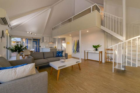 Osprey Holiday Village Unit 106 Trendy 3 Bedroom Holiday Villa With A Pool In The Complex - Stayed 6