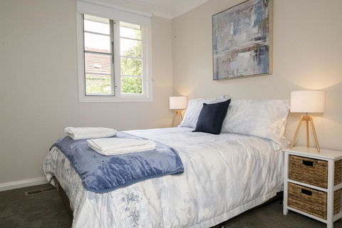 Rose Cottage Charming Double Brick Near Cook Park & CBD - Stayed 5