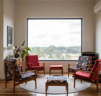 Five Bed Five Bath Five Star View 2 Mins to CBD Wentworth Estate - Stays Accommodation