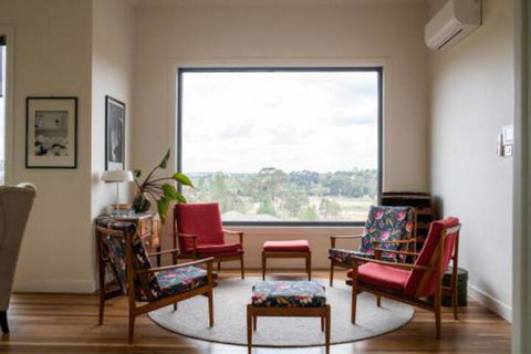 Five Bed Five Bath Five Star View 2 Mins To CBD Wentworth Estate - Stayed 0