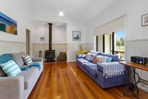 MERMAIDS On MARENGO Large Home With Wifi - Stays Accommodation 0