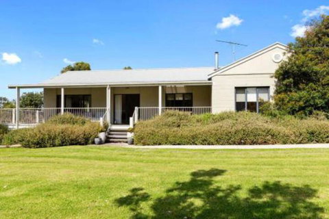 MERMAIDS On MARENGO Large Home With Wifi - Stays Accommodation 4